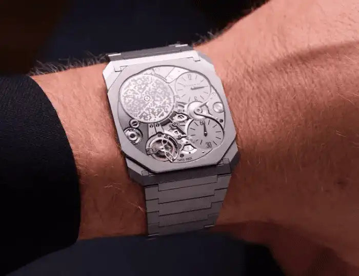Montre Mécanique Ultra-Fine 2025
